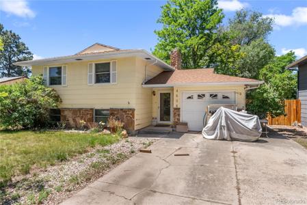 4606 La Cresta Drive