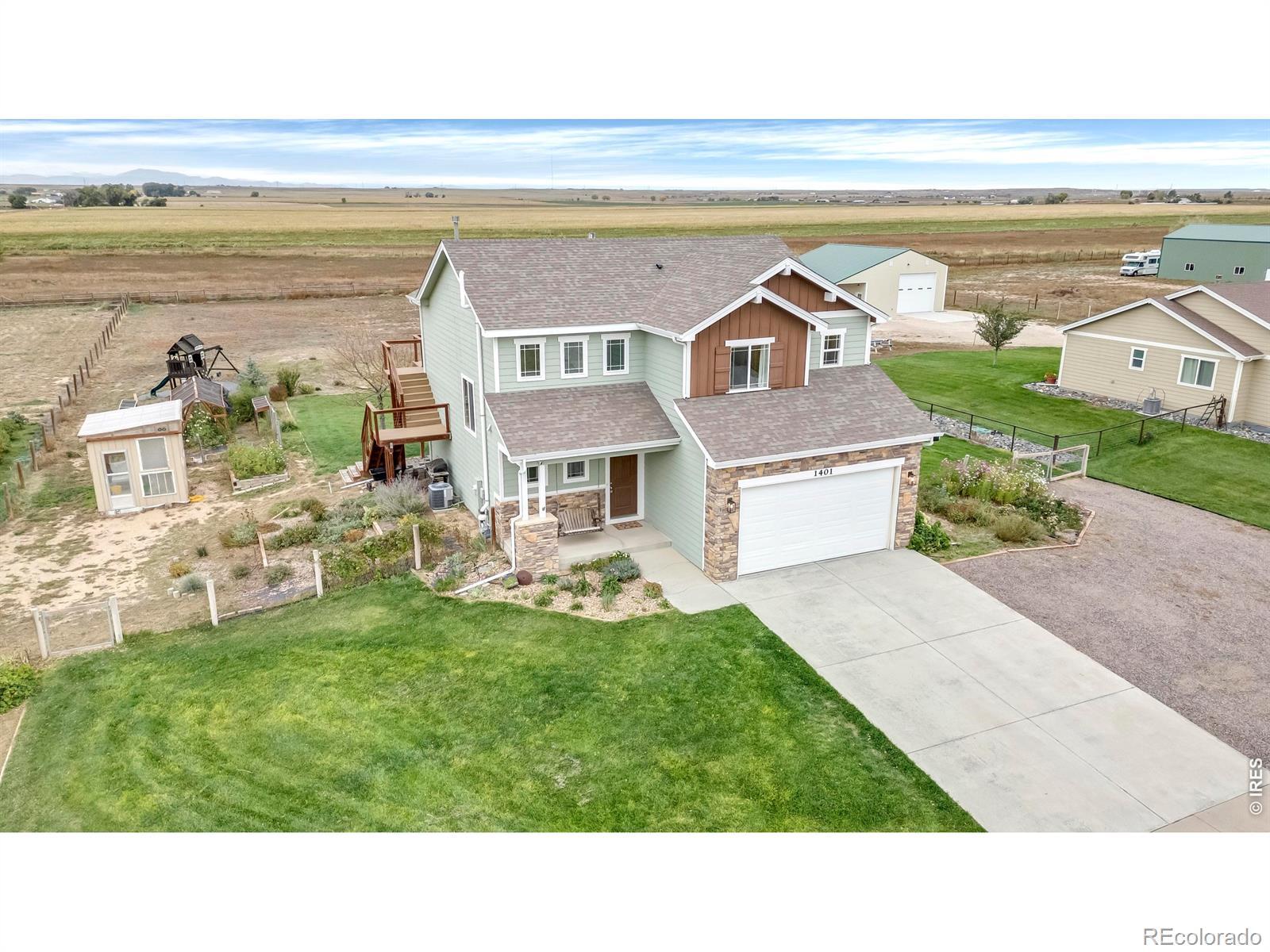 Image 4: 38,000 sf lot with West facing views Image 4: 38,000 sf lot with West facing views