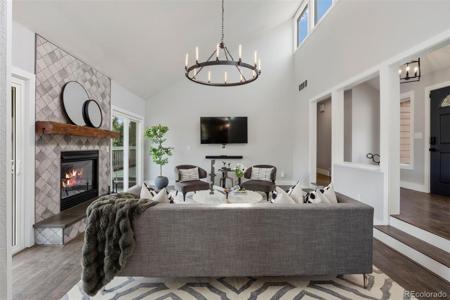 7863 Windfont Row