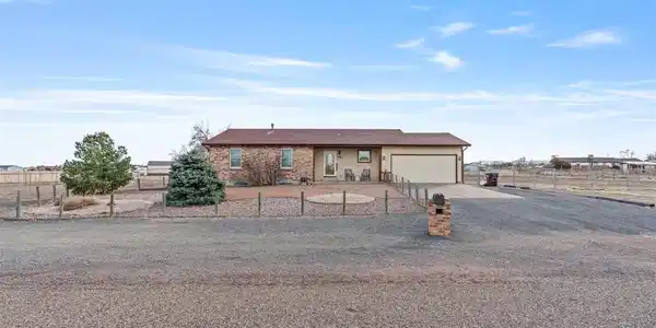 338 E Fraser Drive