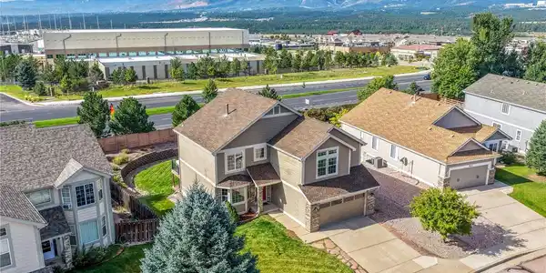 531 Fox Run Circle
