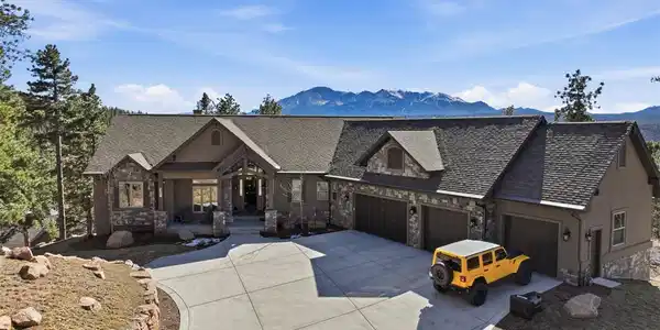 321 Thunder Ridge Drive
