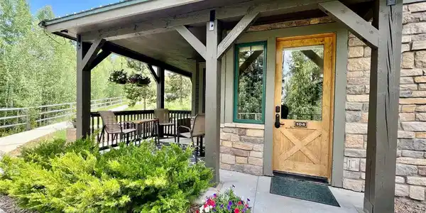 2104 Blue Sky Trail