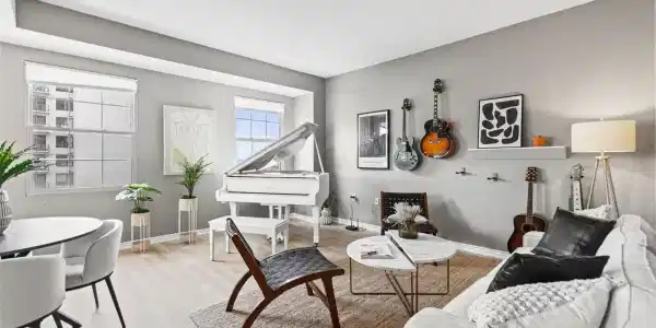 300 W 11th Avenue