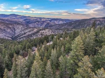 000 Upper Moss Rock Road
