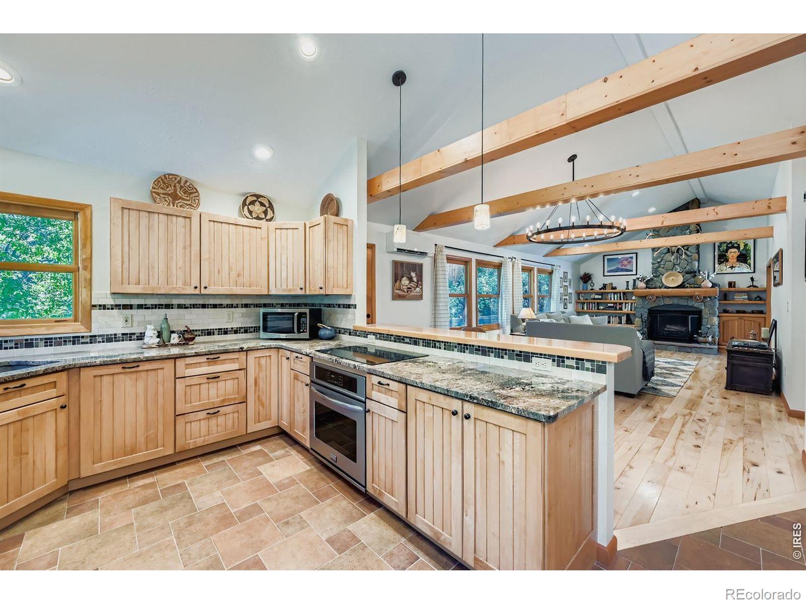 Image 4: Open floor plan Image 4: Open floor plan