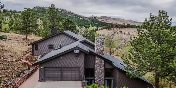 8664 Middle Fork Road