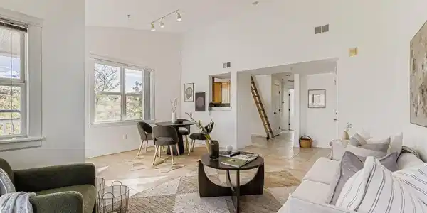 1400 Lee Hill Drive