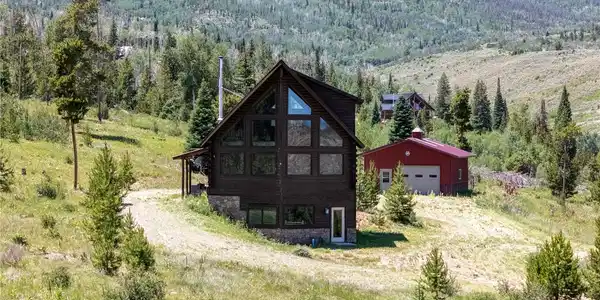 1670 Clairs Run