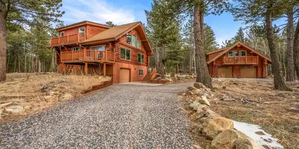 365 Overland Drive
