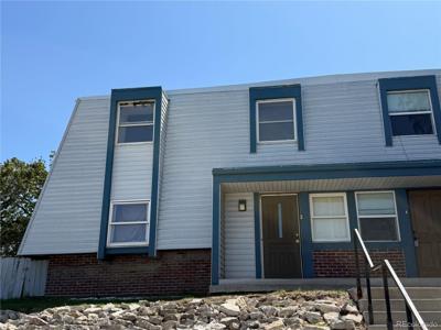 3003 E Fountain Boulevard