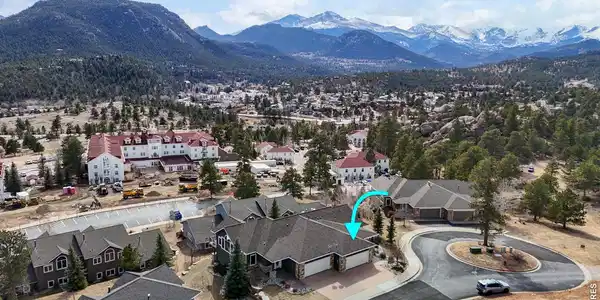 318 Overlook Court