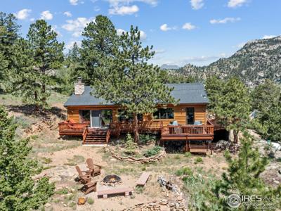 402 Bluebird Lane