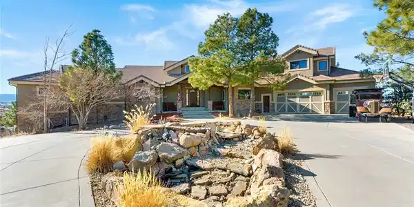 2256 W Wolfensberger Road