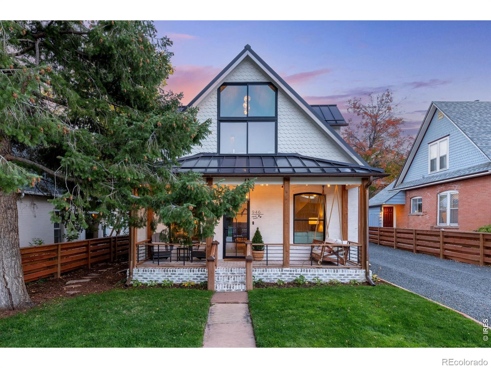 Image 3: Fully Renovated. Fully Inviting Image 3: Fully Renovated. Fully Inviting