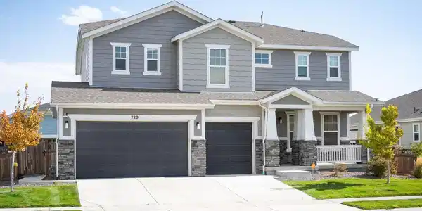 728 Larkspur Court