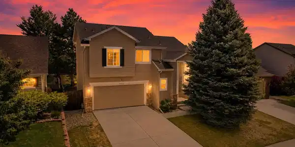 8814 S Field Court