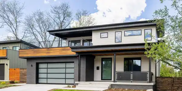 2595 Glenwood Drive