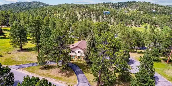 30163 Canterbury Circle