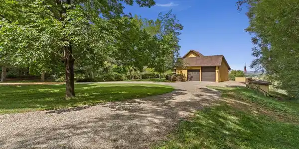 Image 3: NO HOA!  Bring your RV, boat and more!