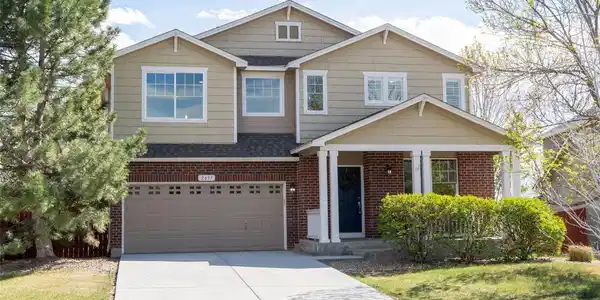 2637 Lilac Circle