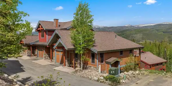 215 Bear Trail Court