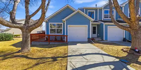 1560 Oak Creek Drive
