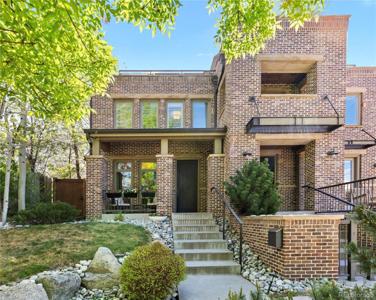 1090 S Race Street