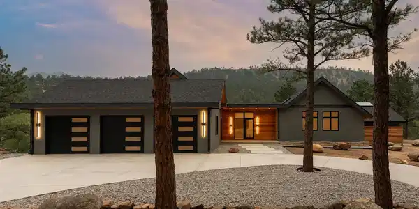 2709 S Lakeridge Trail