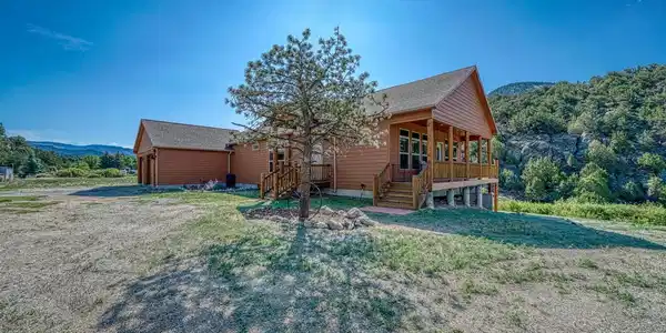 11398 County Road 302