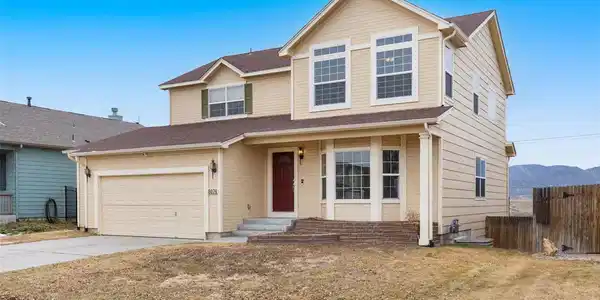 8076 Lodi Lane