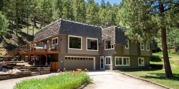 384 Brookside Drive