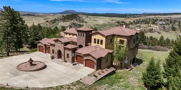 2869 Valley Park Drive
