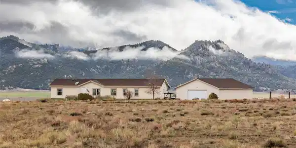 13939 Meadow Lane