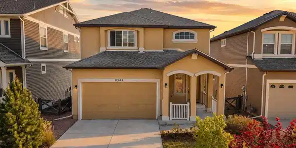 8345 Longleaf Lane
