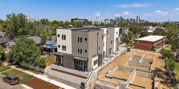 1372 Lowell Boulevard