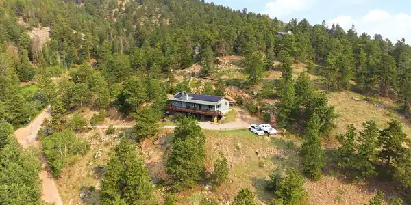 Image 2: 2.5 Acre Lot