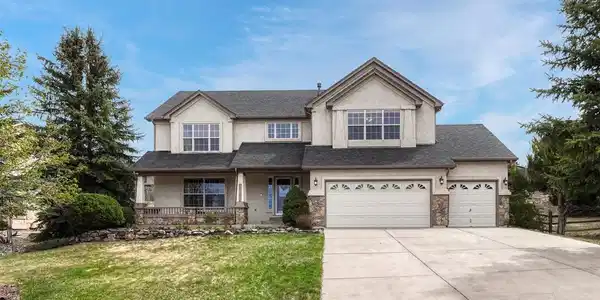 15211 Ridgefield Lane