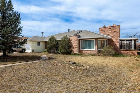 385 Sunset Drive