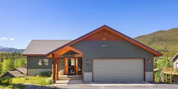 222 Idlewild Drive