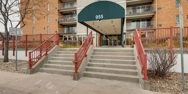 955 Eudora Street
