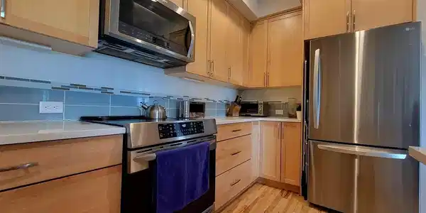 Image 2: Kitchen cabinets Image 2: Kitchen cabinets