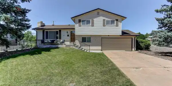 6000 W Canyon Drive