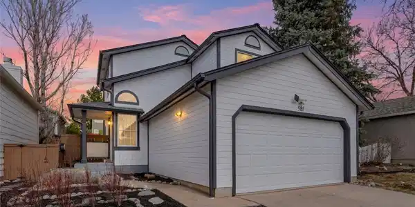 581 Longfellow Lane