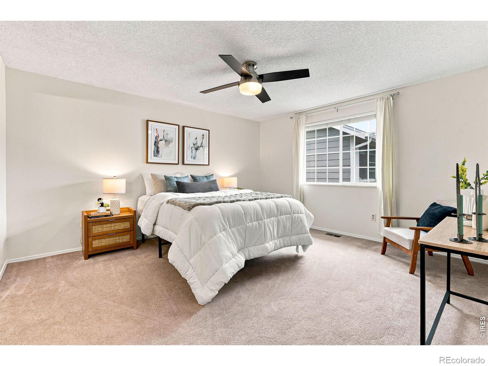 Image 3: Large primary BR with ensuite bath Image 3: Large primary BR with ensuite bath