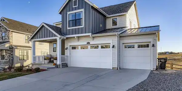 1126 Williams Loop