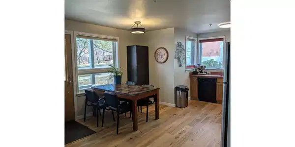 4710 Holiday Drive