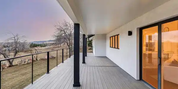 Image 3: Summer dinners overlooking the mountains and open space become a natural extension of daily life. Image 3: Summer dinners overlooking the mountains and open space become a natural extension of daily life.