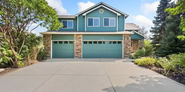 3339 Coneflower Drive