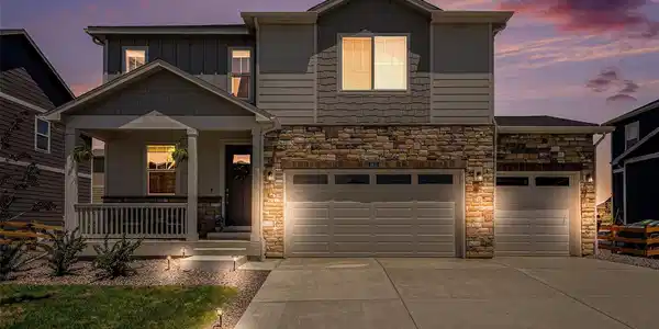 7415 E 158th Place